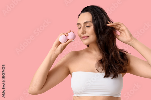 Beautiful woman with bath b...