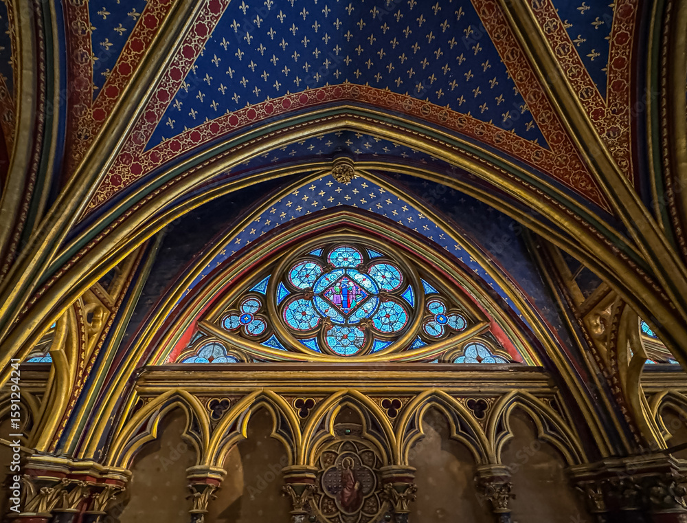 Fototapeta premium Gothic interior of Sainte Chapelle chapel in Paris, France.