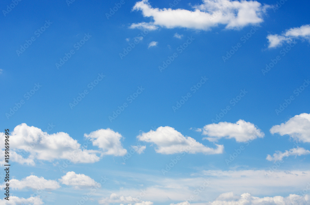Fototapeta premium White clouds in blue sky