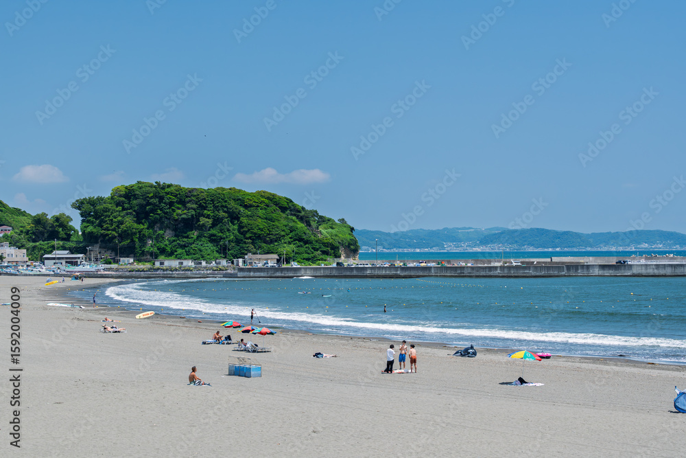 Fototapeta premium 湘南の海と砂浜