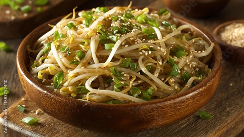 Stir-fried mung bean sprouts