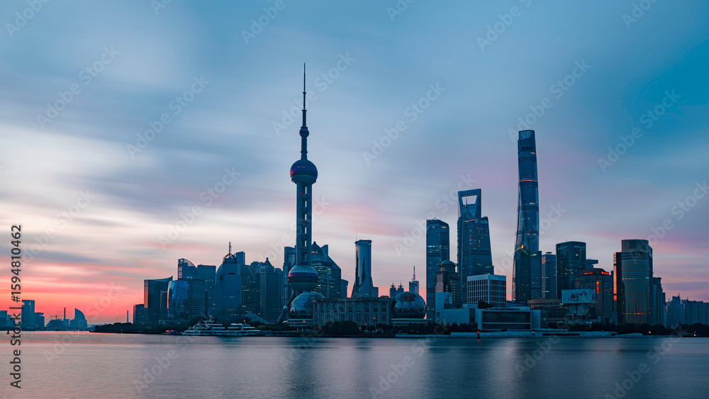 Obraz premium shanghai skyline at sunrise
