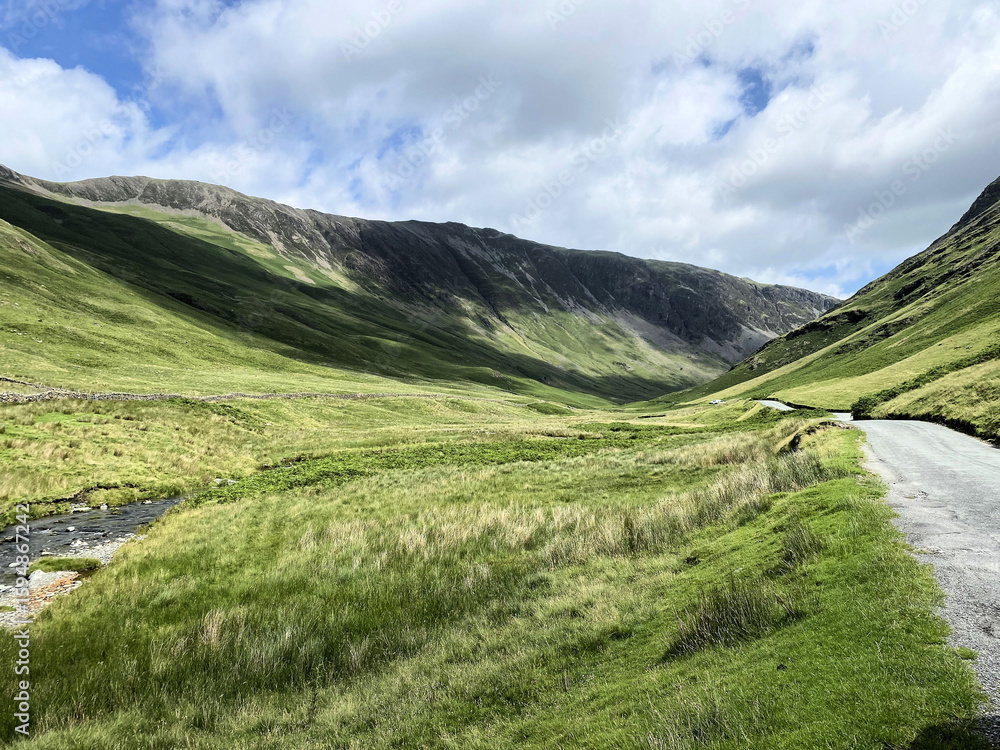 Fototapeta premium A view of the Lake District between Buttermere and Keswick