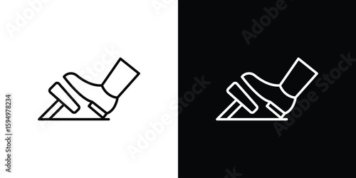 car pedal icon Editable stroke vector pack, suitable for web designs.
