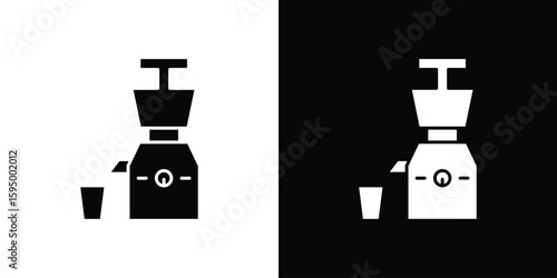 Cold pressed juicer icon concept. silhouette icon.
