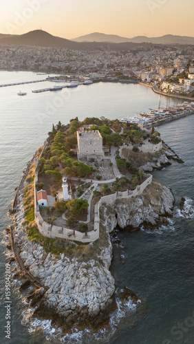 Canvas Print Aerial view of Guvercinada Island (Pigeon Island) with scenic castle at Kusadasi, Turkey