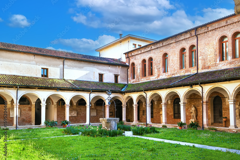 Fototapeta premium Church of San Lorenzo, Vicenza, Italy