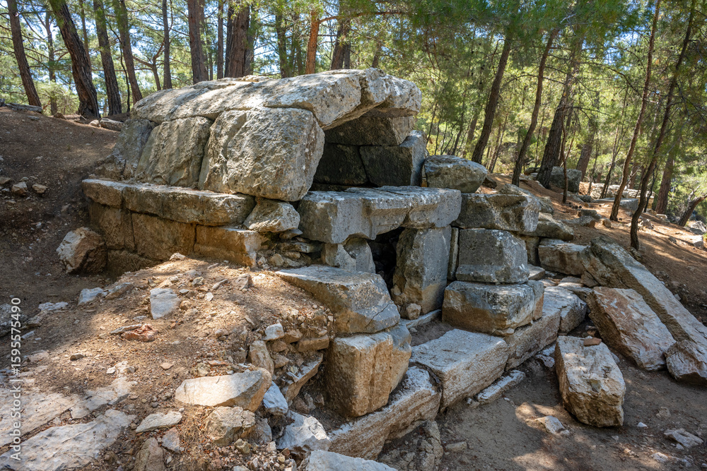 Fototapeta premium Kitanaura (Ancient Greek: Κιτάναυρα) (or Kithanaura) was an ancient city in Lycia. Its ruins are located near Saraycik, a small village in the Kumluca district of Antalya Province, Turkey.