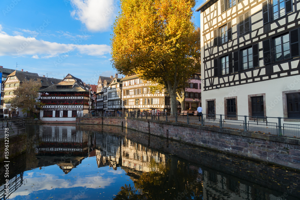 Naklejka premium old town of Strasbourg, France