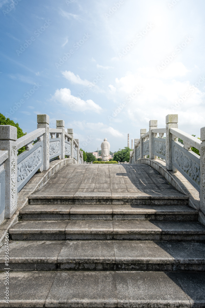 Obraz premium A Serene Stone Bridge Leading to Tranquility