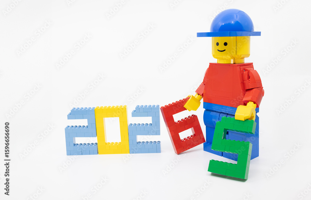 Obraz premium Hong Kong - July 21 2025: workers set up the new year 2026 wording