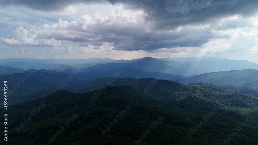 Fototapeta premium North carolina mountains 7/17/2025