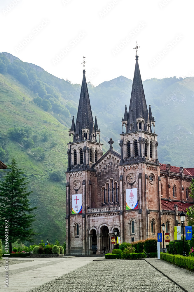 Naklejka premium Beautiful Covadonga sanctuary in Asturias, Spain