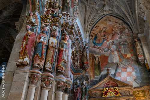 Tableau sur toile Portico of Paradise of Ourense Cathedral, dedicated to Saint Martin, in the province of Ourense, in the autonomous community of Galicia