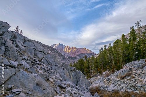 Φωτογραφία mountainscape in sierra nevada