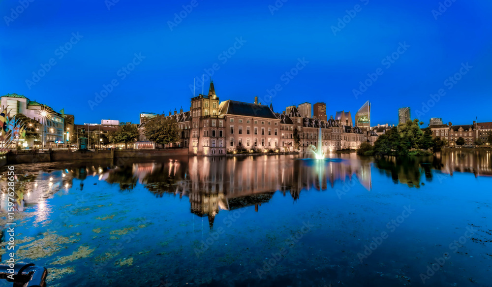 Fototapeta premium cityscape the Hague in Netherlands