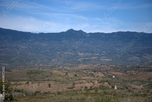 One of the most outstanding characteristics of Venezuela is its immense greenery, large jungles, forests and savannahs fill the territory.