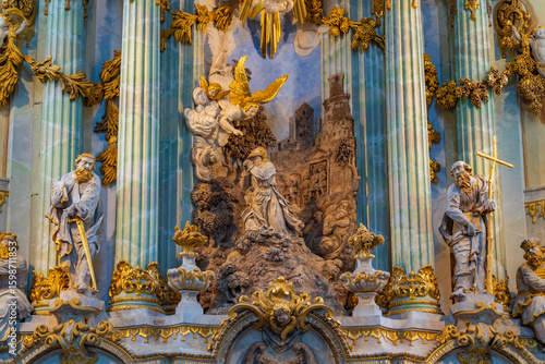 Bild auf Leinwand Interior of Frauenkirche (Church of Our Lady), a Lutheran church in Dresden, Ger