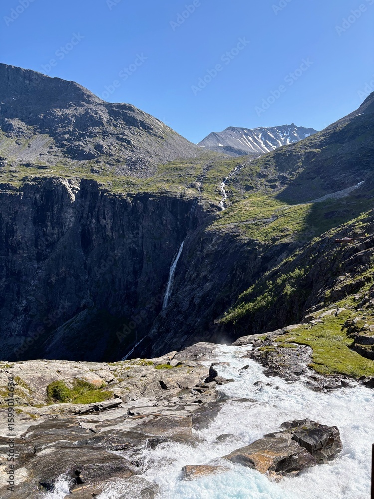 Obraz premium Trollstigen Waterfall