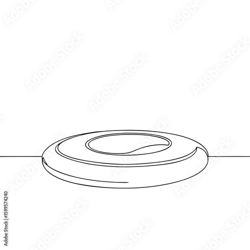 Monochrome line drawing of frisbee disc, minimal style, outdoor sport concept, transparent background