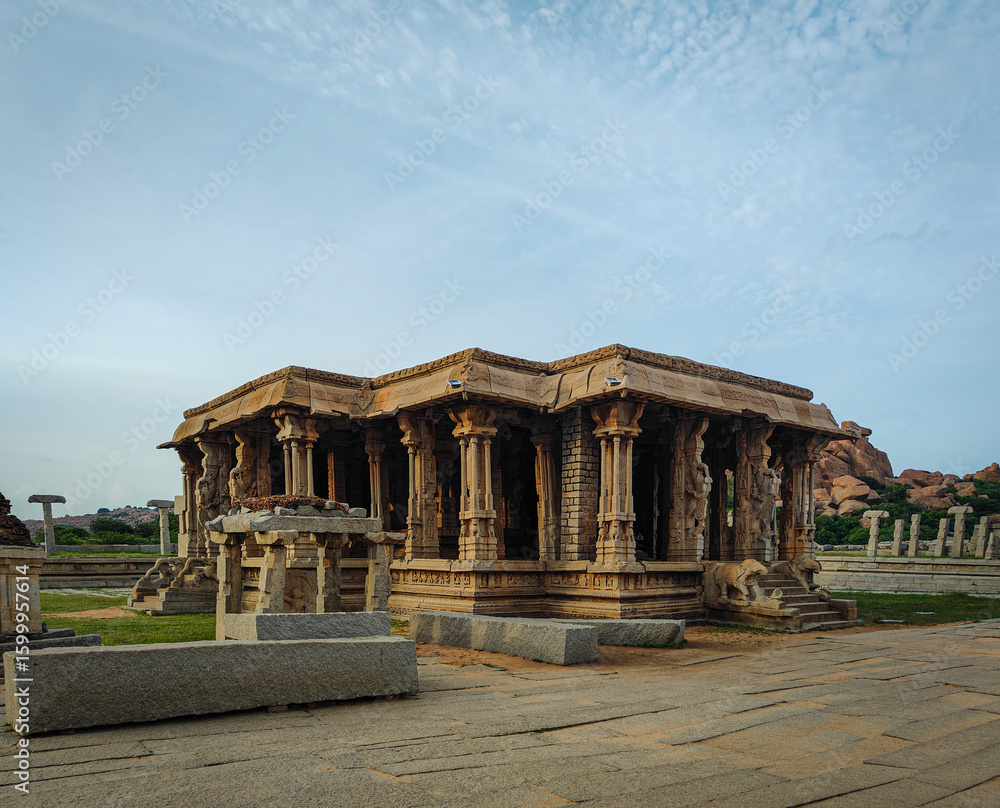 Fototapeta premium Ancient Ruins of Hampi