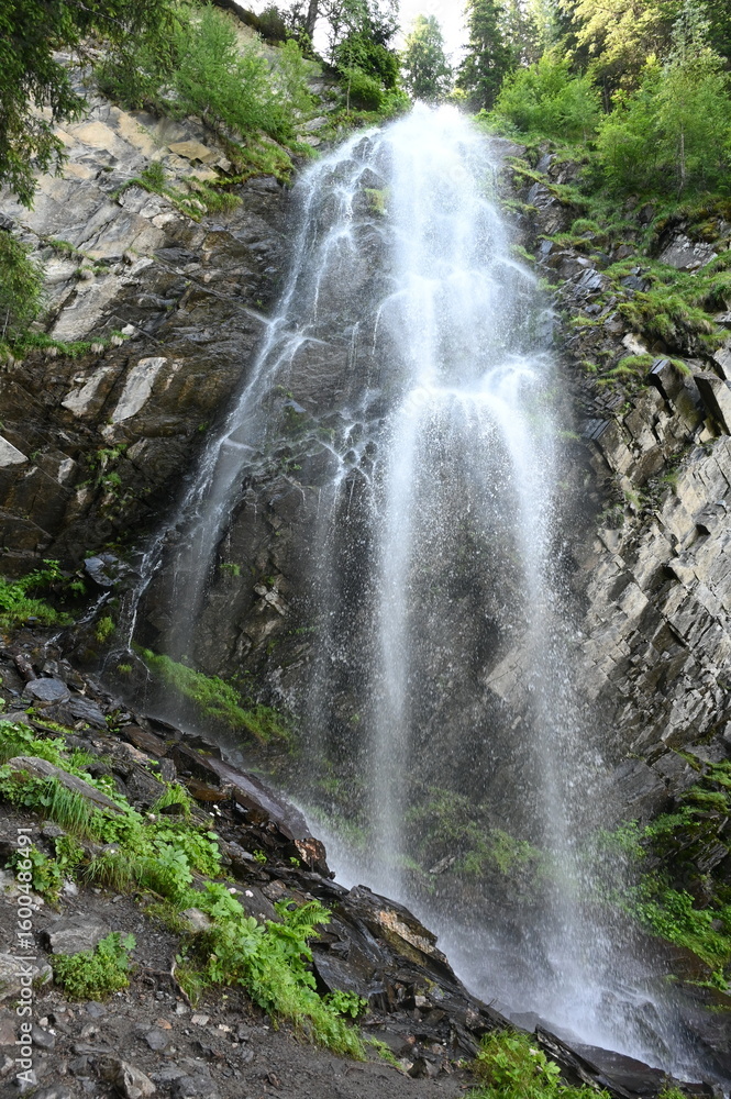 Naklejka premium Wasserfall an der Bionnassay