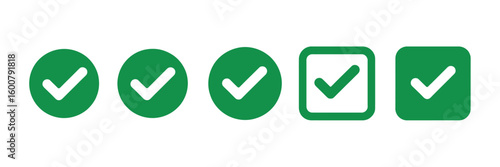 Yes, a green checkmark icon is the correct web symbol for approved success