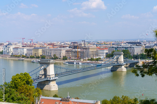 Fotografia Panoramic View of Budapest with Chain Bridge, St