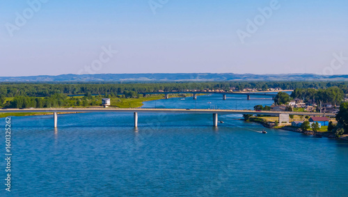Bismarck city bridges along Missouri river