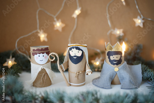 Obraz na plátně DIY three wise men craft using cardboard tubes, great for Christmas projects
