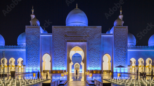 Sheikh Zayed Grand Mosque illuminated at night timelapse, Abu Dhabi, UAE.