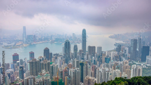 Wallpaper Mural The famous view of Hong Kong from Victoria Peak night to day timelapse. Torontodigital.ca
