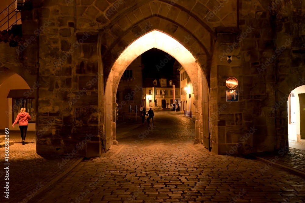 Fototapeta premium Wörnitzer Gate in Dinkelsbuhl by Night
