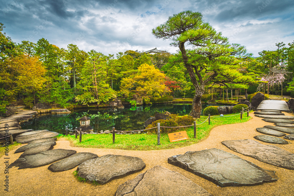 Fototapeta premium Spring at Koko-en garden, Himeji, Japan, South East Asia