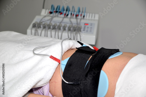 electrical muscle stimulation device