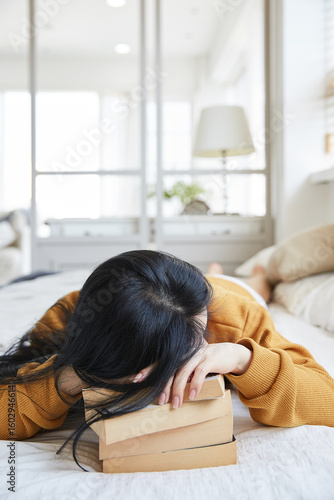 A Korean woman resting at home on holidays.
