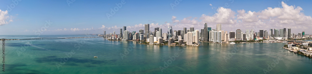 Obraz premium Panorama of Miami skyline. Panorama cityscape of Brickell Miami. Skyscrapers of Brickell. Panorama of the Miami financial district. Panorama aerial of Brickell in Miami Beach.