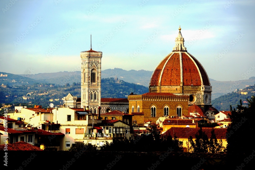 Fototapeta premium view of florence cathedral
