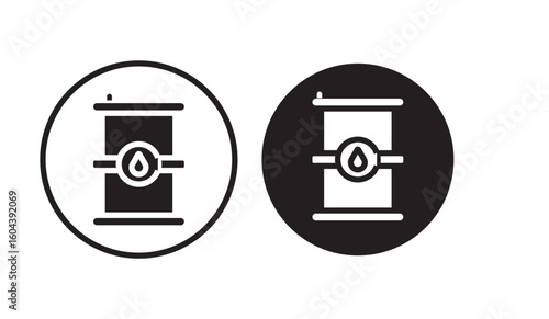 Barrel icon vector set. Wine illustration sign collection. Wine barrel symbol or logo.Fuel barrel icon Flat fill set collection