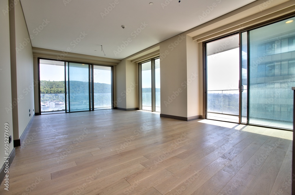 Fototapeta premium Empty Room Interior in a Luxury House