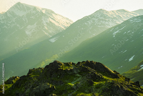 Tableau sur toile Rugged Alaskan Mountain Ridge with Layered Peaks