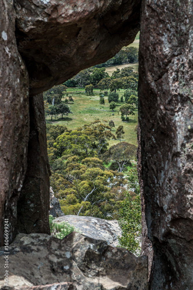Fototapeta premium Hanging Rock In Victoria, Australia