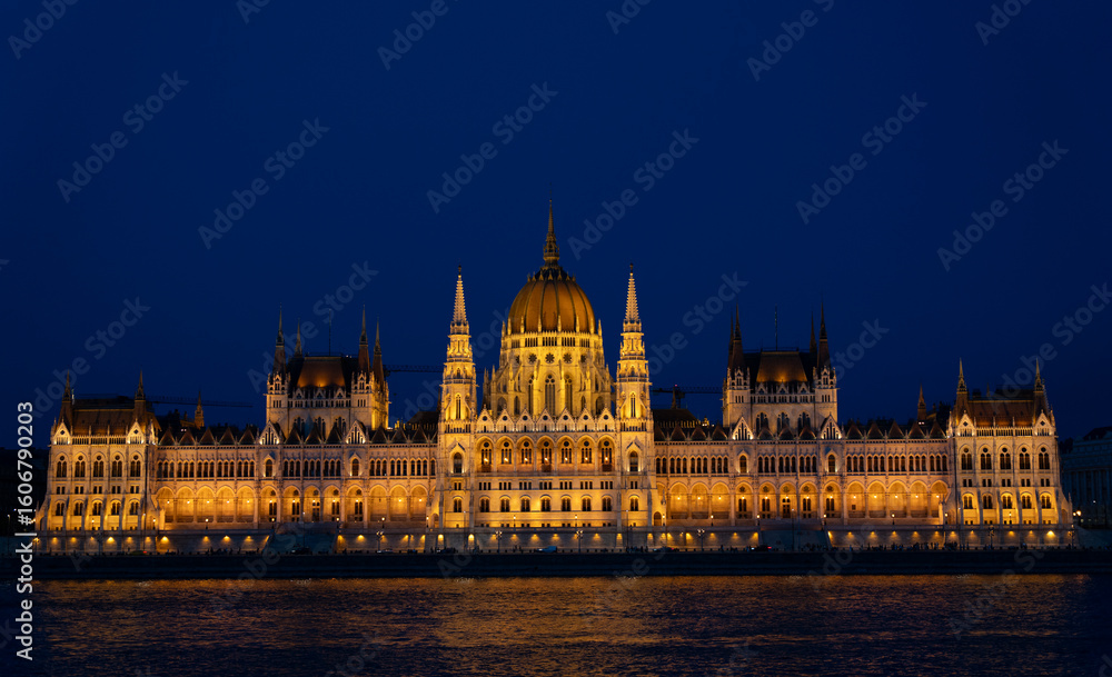 budapest parliament building budapest parliament building