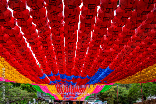 Bongeunsa Temple in Seoul, South Korea – Traditional Buddhist Architecture Amid the City