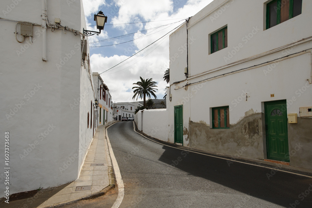 Fototapeta premium streets and white buildings in municiplality of Haria, Lanzarote, Canary Islands