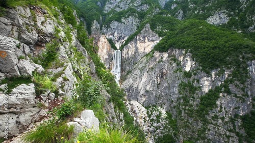 Boka Wasserfall Slap Boka ein Ausflugsziel in den julischen Alpen im Sočatal.