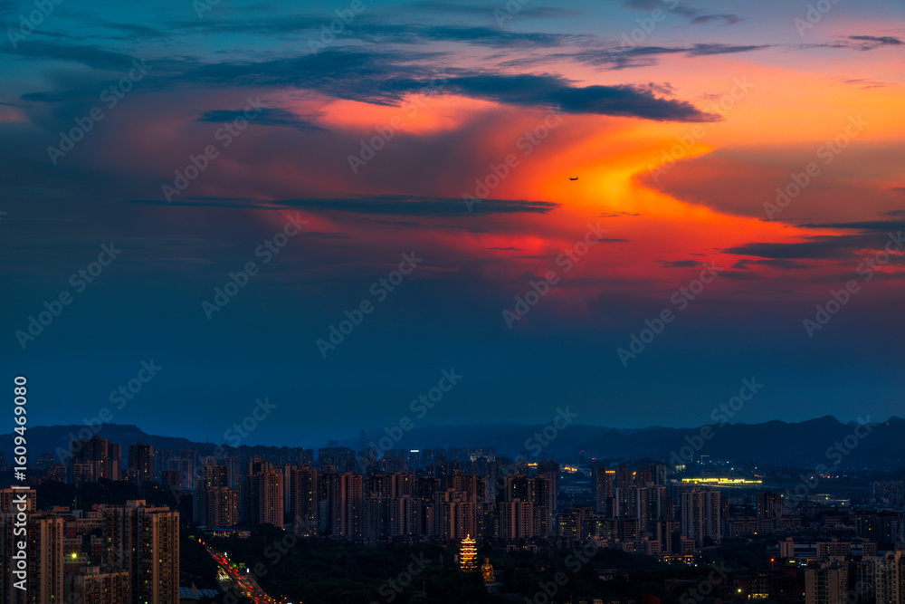 Fototapeta premium Evening clouds in Chongqing