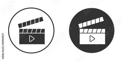 Film clapperboard icon doodle vectors, vector illustration