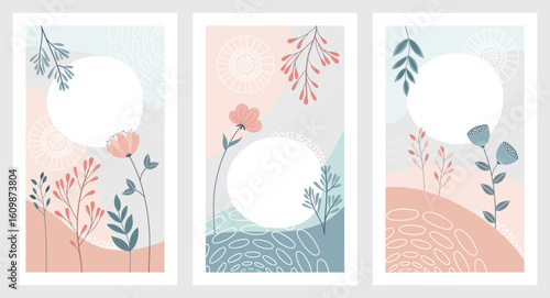 Set mit drei Vektorgrafiken mit Blumen und Zweigen in Pastellfarben. Freier Platz für Text. Vorlagen für Einladungen, Grußkarten, Social Media Posts, Cover und Werbung.