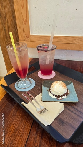 korean sweet, korea travel, korea traditaional food, 약식, 한과, korean cookie, hangwa, yaksik, korea caffe, caffe, korean caffe, ice cream, omija tea, omija, korean tea